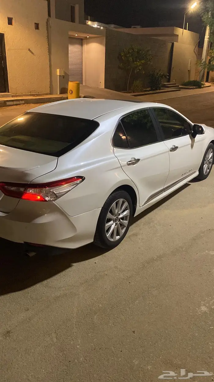 للبيع كامري 2019 سعودي فل كامل 5