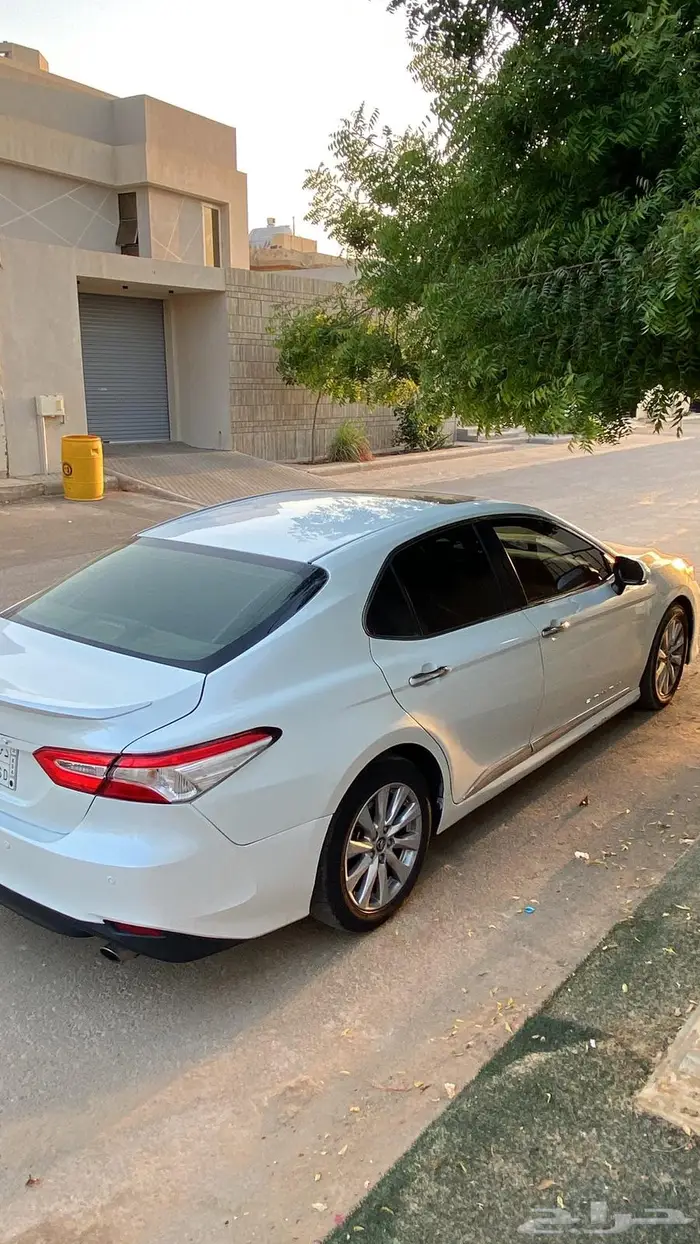 للبيع كامري 2019 سعودي فل كامل 0