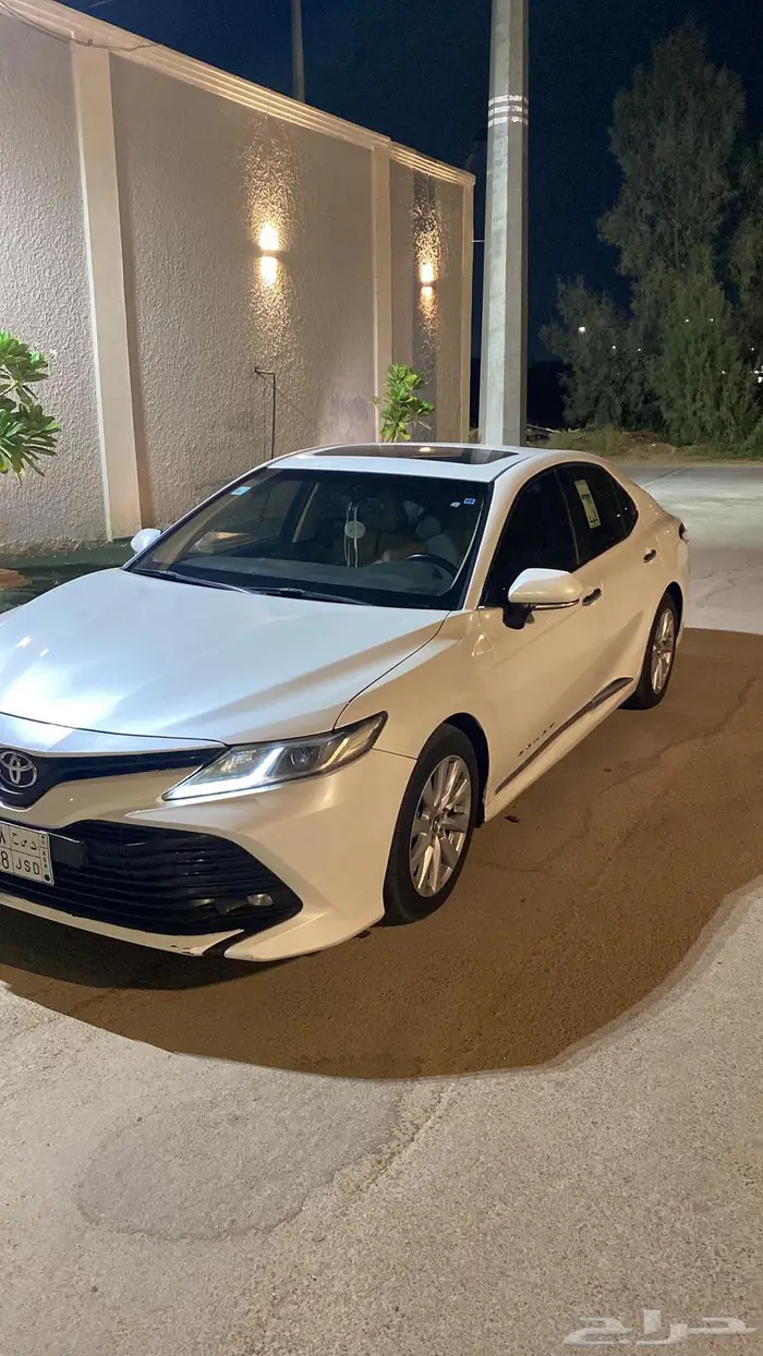 للبيع كامري 2019 سعودي فل كامل 1