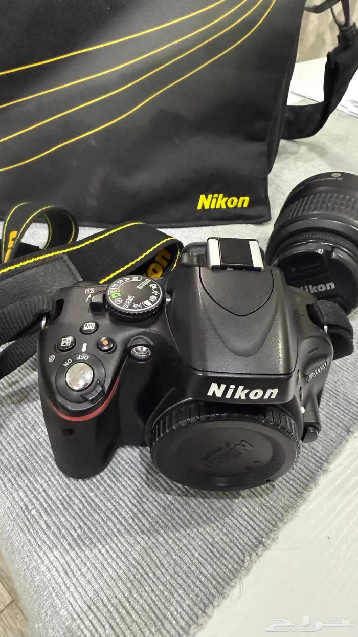 كاميرا نيكون d5100 وعدسة كاميرا وعدسة عزل 3