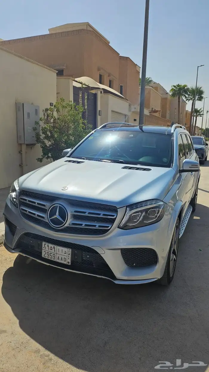 للبيع مرسدس GLA نضيف 0