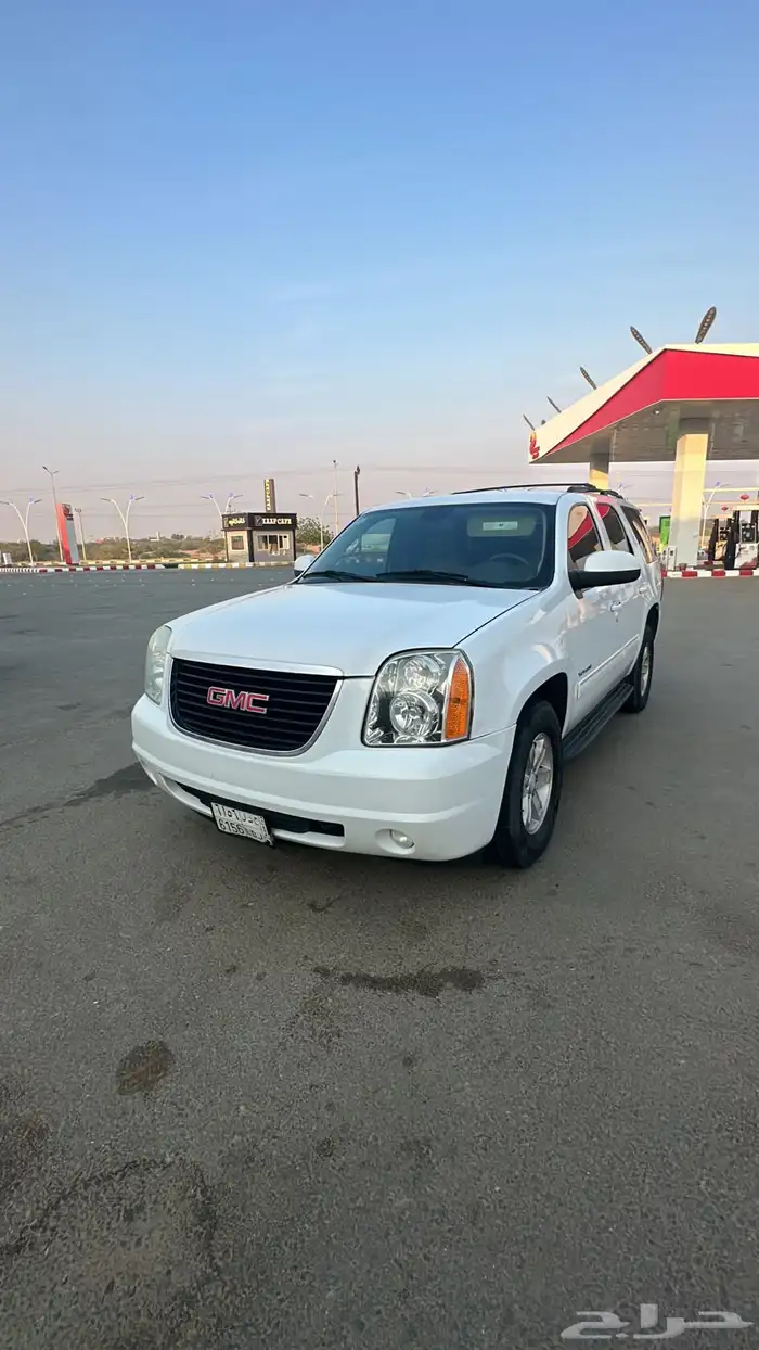 جي أم سي يوكن 2014 أبيض قمة في النظافة 1