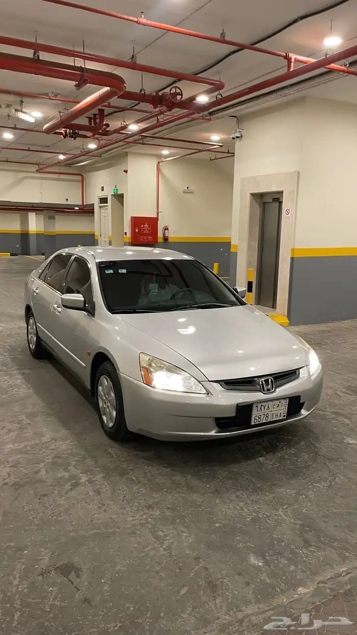 اكورد ستاندر 2004 0