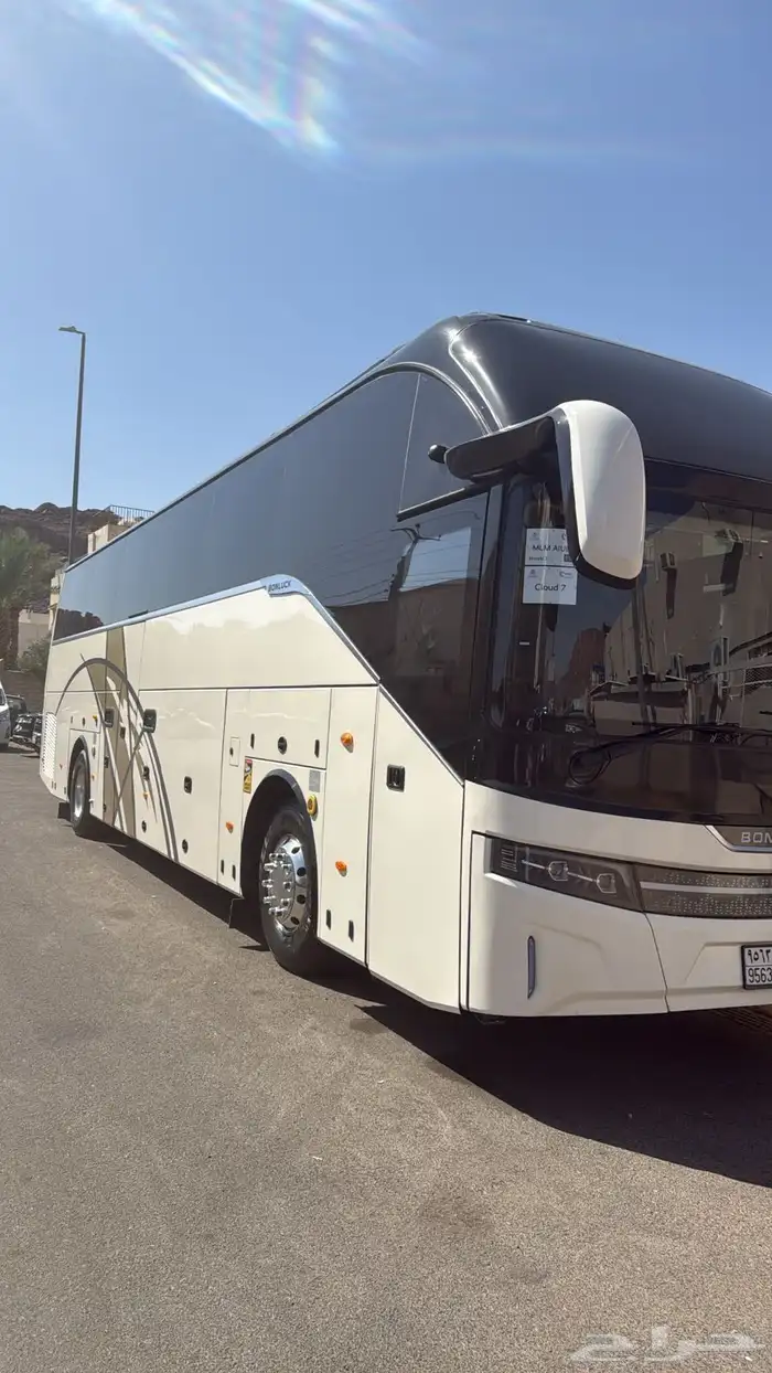 باصات للإيجار مع السائق 1