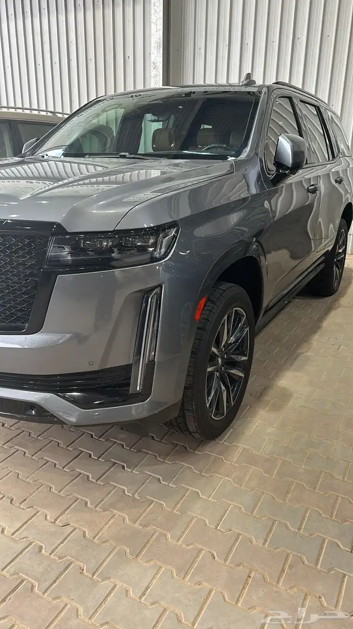 كادلك اسكاليد 2022 سبورت نظيف جدا 12