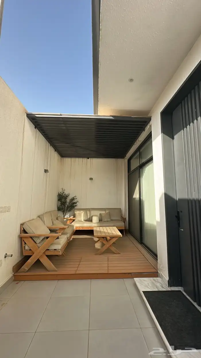 جلسه حوش مع الطاوله 0