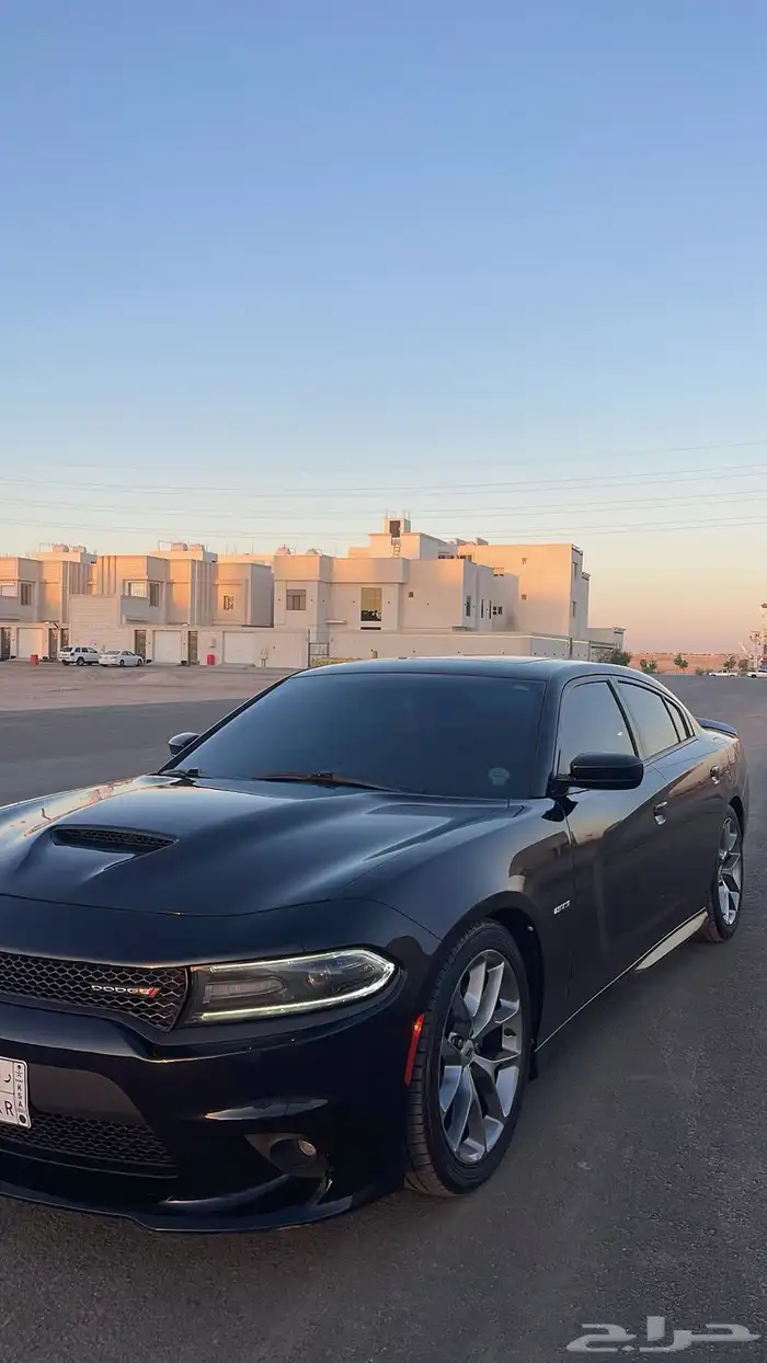 للبيع تشارجر 2019 RT V8 بحالة الوكالة 3