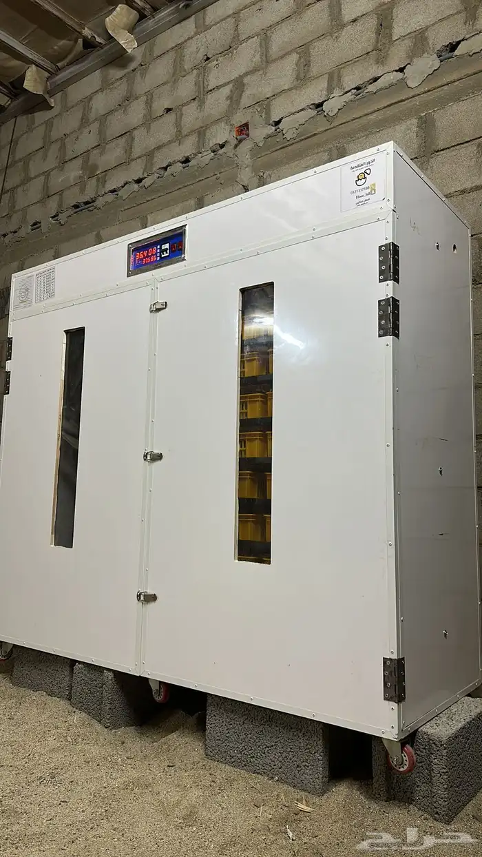 فقاسه 2200 بيضه 0