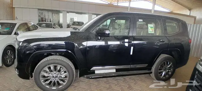 أسود L4 أقل سعر 321000 سعودي بنزين 2