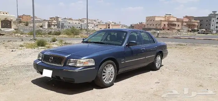 فورد قراند ماركيز 2010 للبيع او البدل بسيارة صغيرة 7