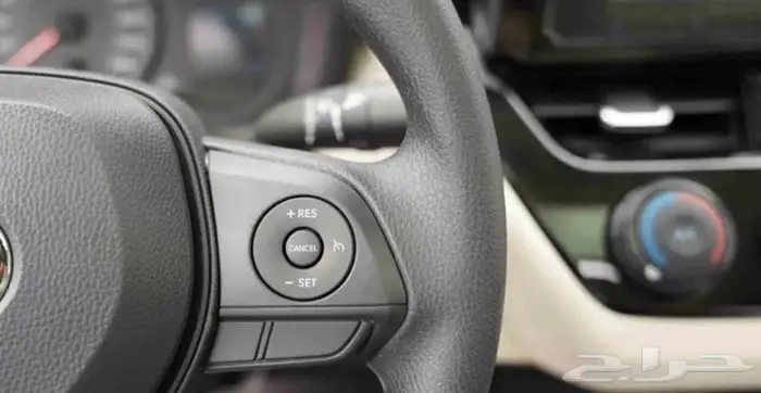 تويوتا كورولا 2.0 XLI فتحة بنزين 2025 5