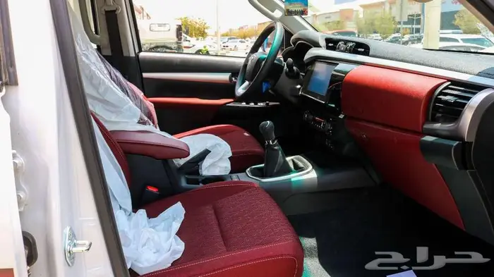 تويوتا هايلوكس بنزين موديل 2025 كاش واقساط باقل سعر 8