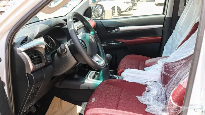 تويوتا هايلوكس بنزين موديل 2025 كاش واقساط باقل سعر 11