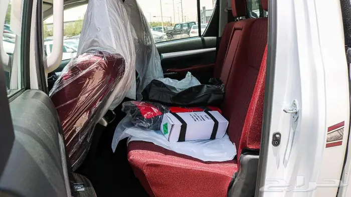 تويوتا هايلوكس بنزين موديل 2025 كاش واقساط باقل سعر 12