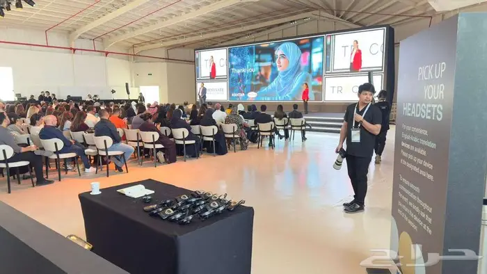 ترجمة فورية في السعودية (تأجير معدات أو مترجمين فوريين) 5