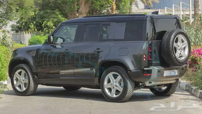 2025 Land Rover Defender 110 X-Dynamic SE P400e 4