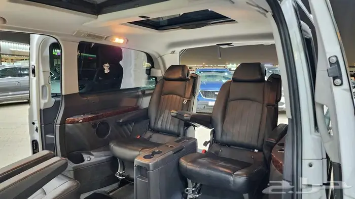 مرسيدس فيانو 2013 21