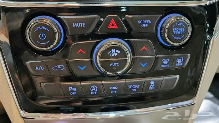 جراند شيروكي ليمتد 2019 17