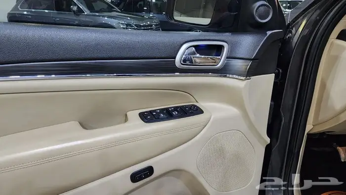 جراند شيروكي ليمتد 2019 26