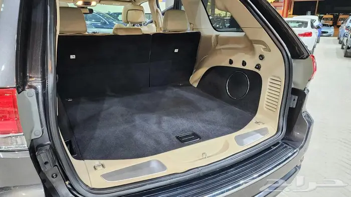 جراند شيروكي ليمتد 2019 32