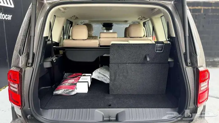 تويوتا برادو TXL3 موديل 2025 فل كامل لدى الخضر للسيارات 13