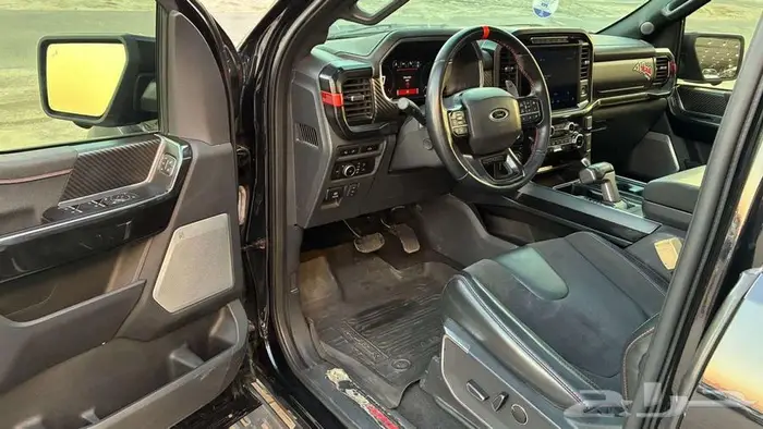 فورد رابتر أر 2023 V8 سوبر تشارج فل كامل 11