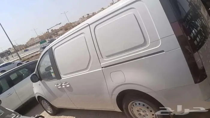هيونداي ستاريا بضائع 3