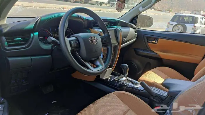 فورتشنر 2025 ديزل جي اكس 2 دفع رباعي 142.950 شامل 1