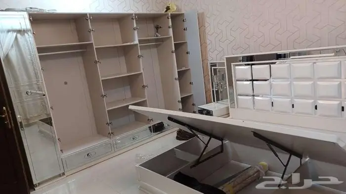 نجار فك وتركيب و نقل عفش 0