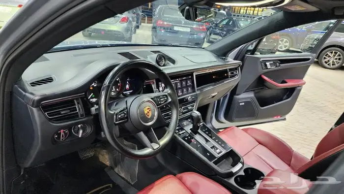 بورش ماكان 2022 10