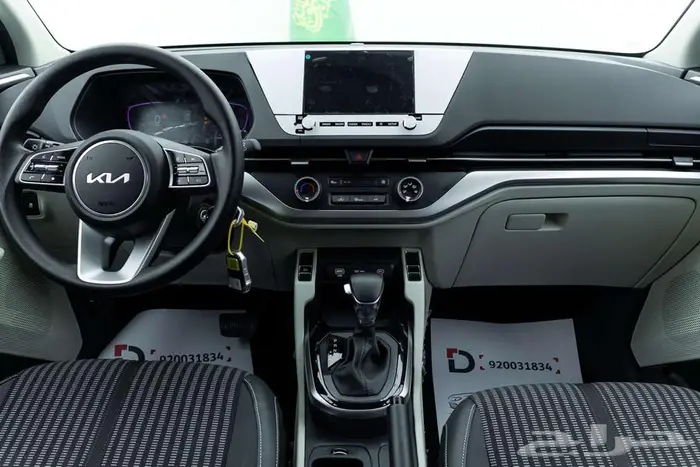 كيا كارينز ستاندر GL 1.5 عروض علي الكاش والاقساط 5