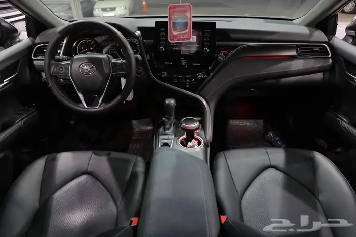 تويوتا كامري SE فل كامل فتحة سقف جلد ستة سلندر موديل 2024 10