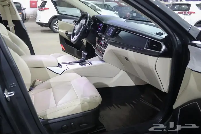 كيا كادينزا 2020 11