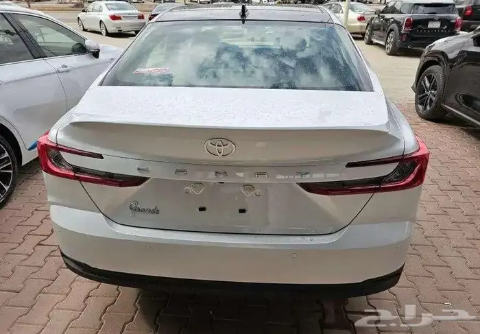 تويوتا كامري جراندي بنزين 2025 7