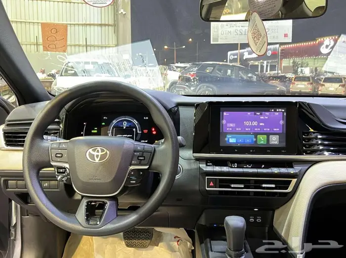 تويوتا كامري E هايبرد 2025 عروض البنوك 9