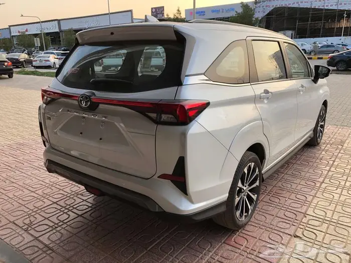 الاقل سعرا تويوتا فيلوز GLX موديل 2025 6