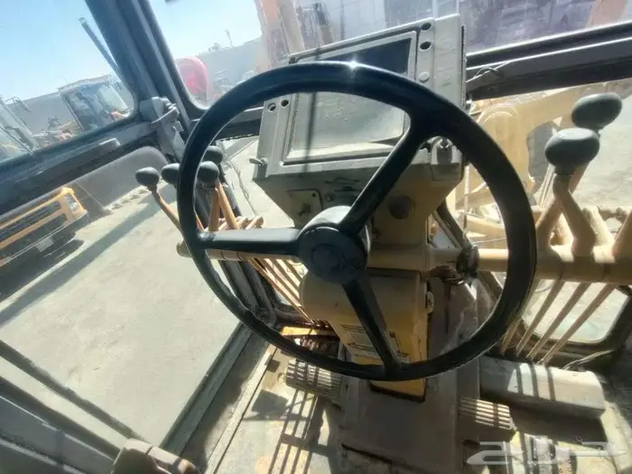 معدات جليدر كتربيللر 12G سنه الصنع 1987 للبيع بحاله ممتازه 21