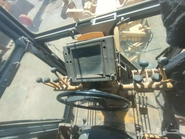 معدات جليدر كتربيللر 12G سنه الصنع 1987 للبيع بحاله ممتازه 20