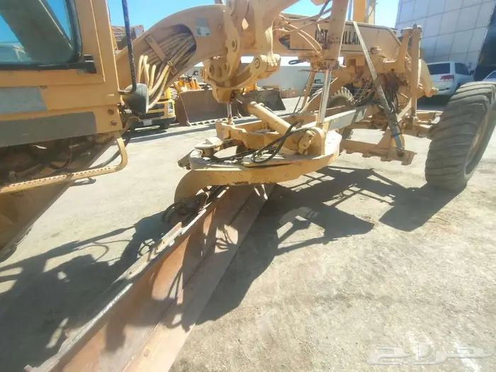 معدات جليدر كتربيللر 12G سنه الصنع 1987 للبيع بحاله ممتازه 33