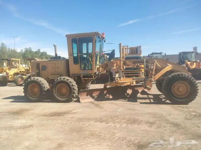 معدات جليدر كتربيللر 12G سنه الصنع 1987 للبيع بحاله ممتازه 7