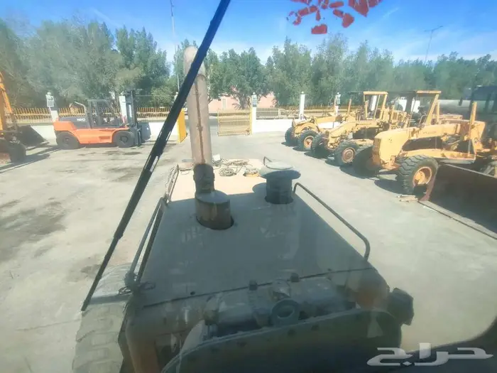 معدات جليدر كتربيللر 12G سنه الصنع 1987 للبيع بحاله ممتازه 28