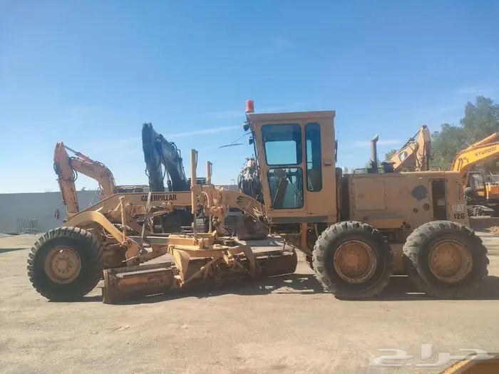 معدات جليدر كتربيللر 12G سنه الصنع 1987 للبيع بحاله ممتازه 31