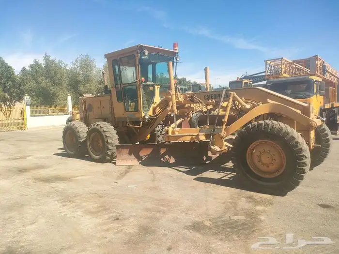 معدات جليدر كتربيللر 12G سنه الصنع 1987 للبيع بحاله ممتازه 3