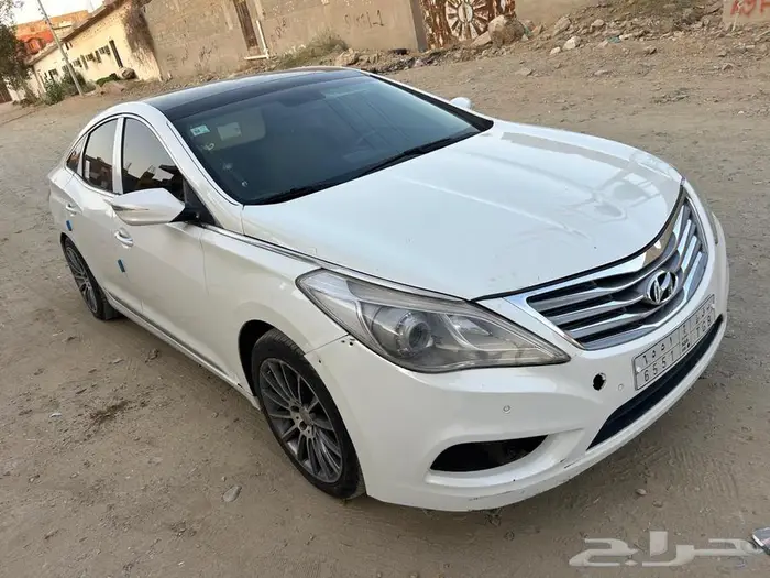 للبيع ازيرا 2012 فل بيعة مستعجلة 6