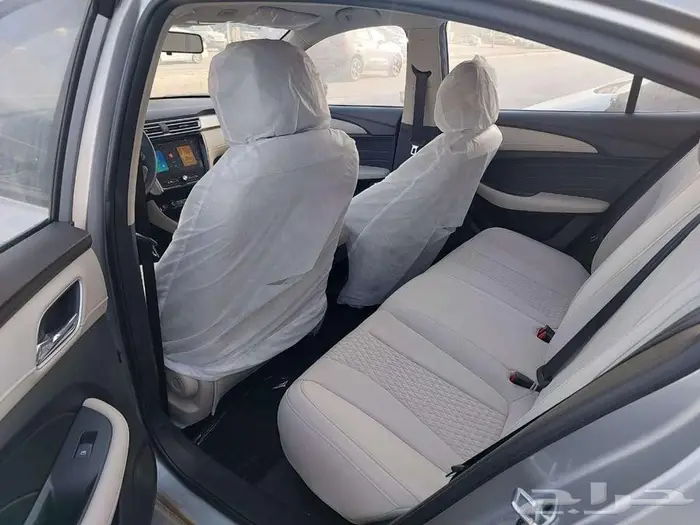 ام جي 5 موديل 2025 3