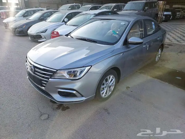 ام جي 5 موديل 2025 2