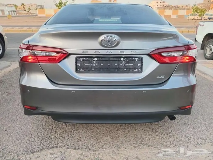 كامري 2023 مخزن تيتانيوم ستاندر مطور عداد 13 الف وكالة 8