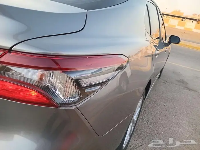 كامري 2023 مخزن تيتانيوم ستاندر مطور عداد 13 الف وكالة 11