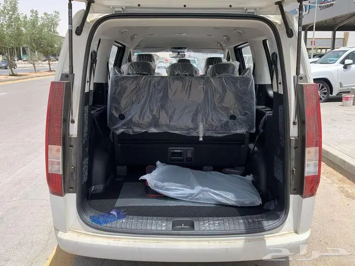 هيونداي ستاريا 9 ركاب ديزل موديل 2025 6