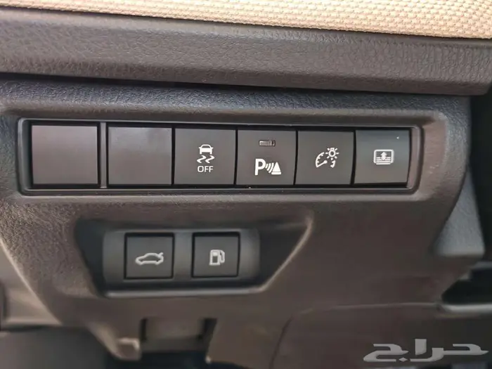 كامري E Plus هايبرد 2025 عرض خاص 116000 شامل الضريبة 9